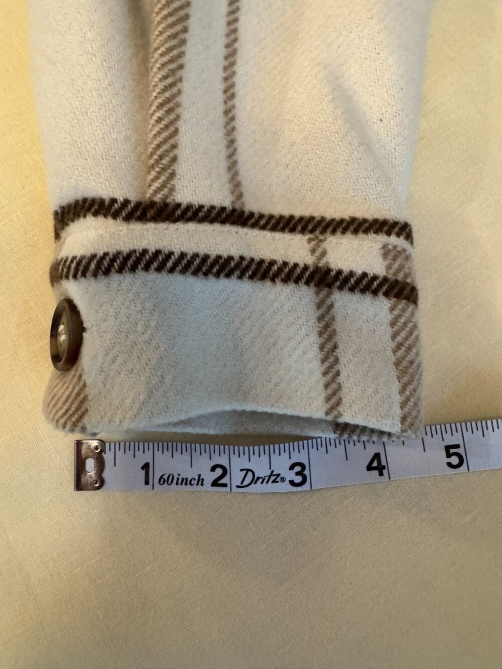 Love Tree Plaid Shacket Coat S Cream Tan Oversized Button Front Jacket - Picture 8 of 10